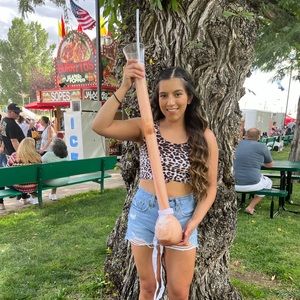 Meet your Posher, Heather